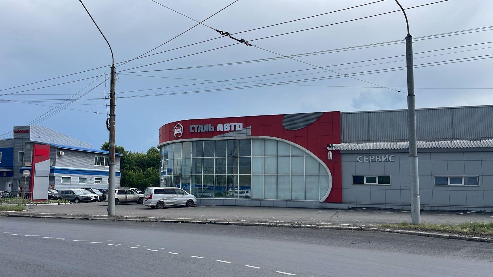 фото автосалона