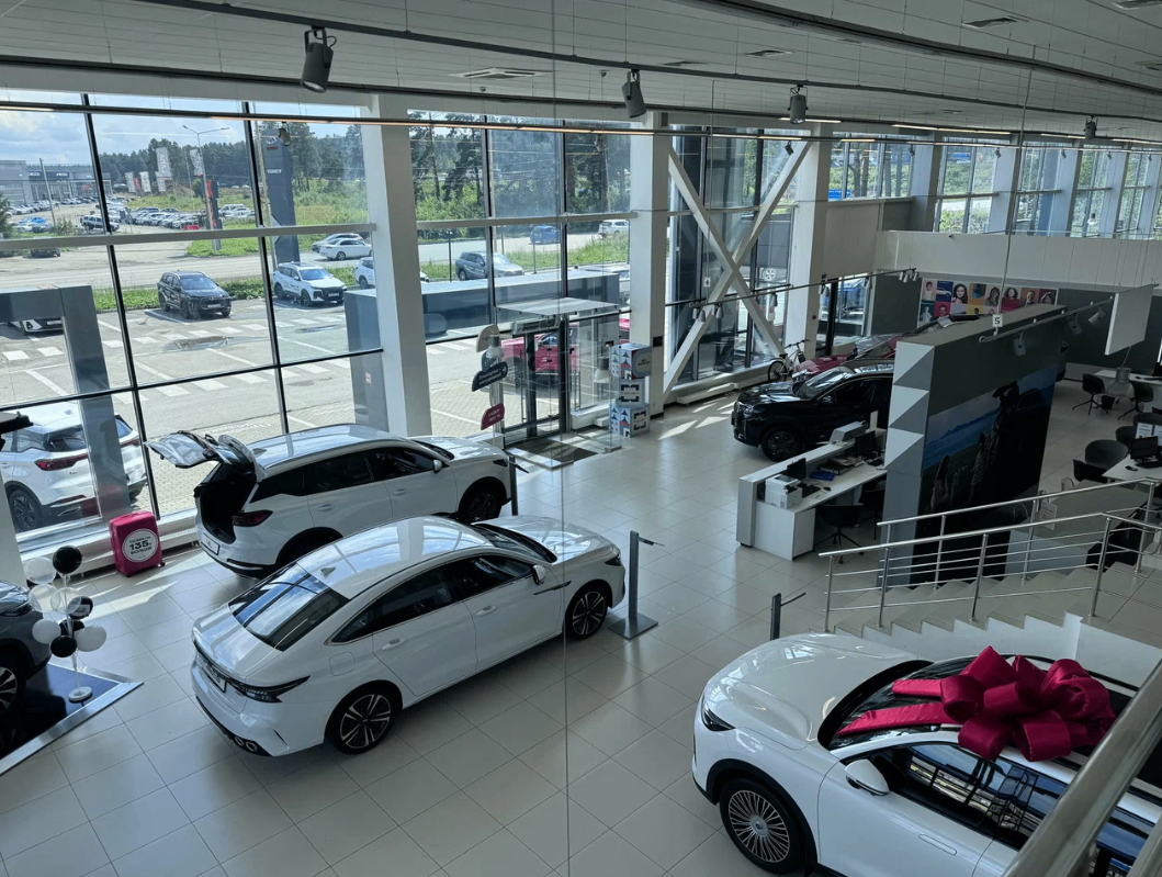 фото автосалона