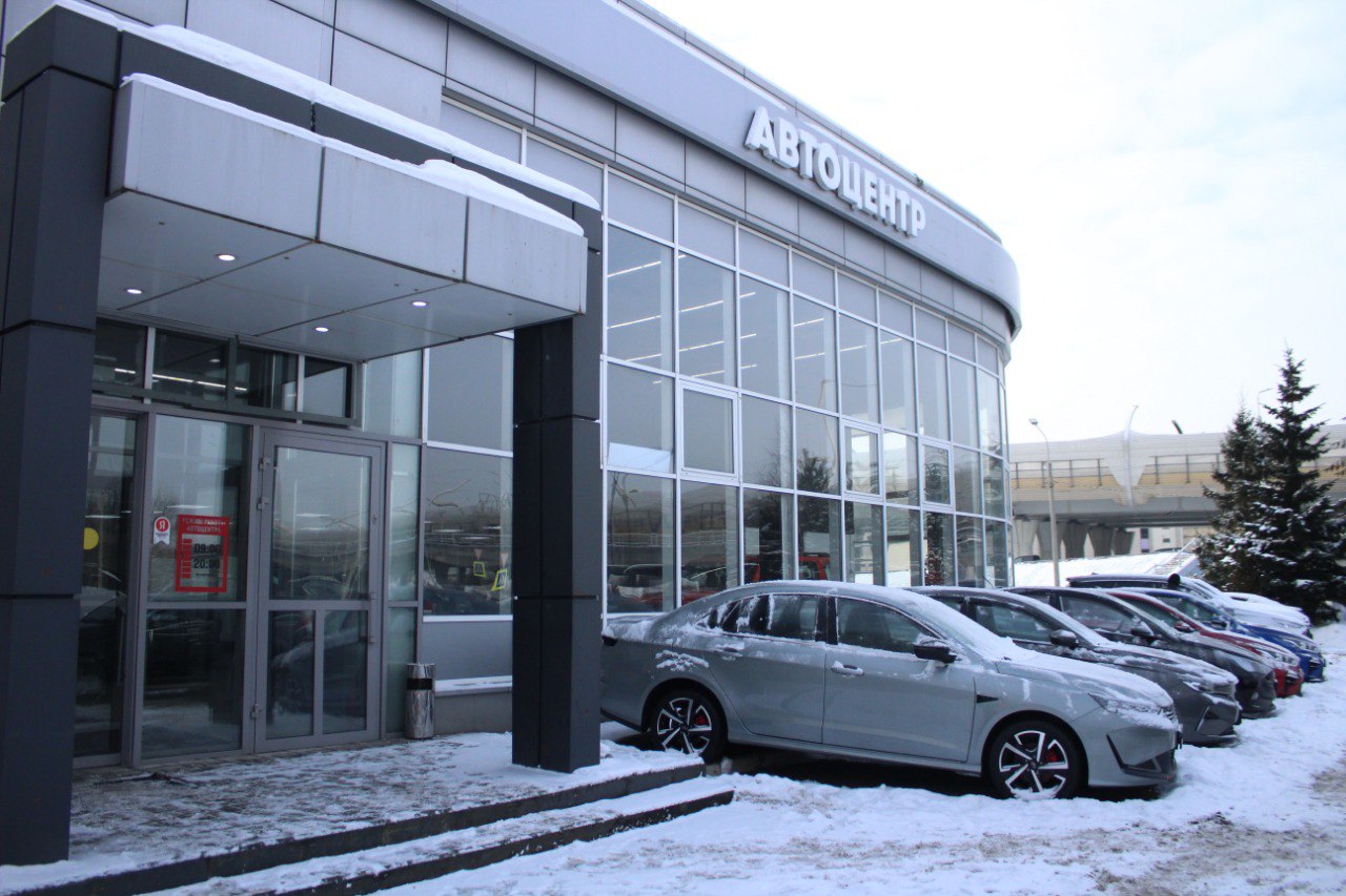 фото автосалона