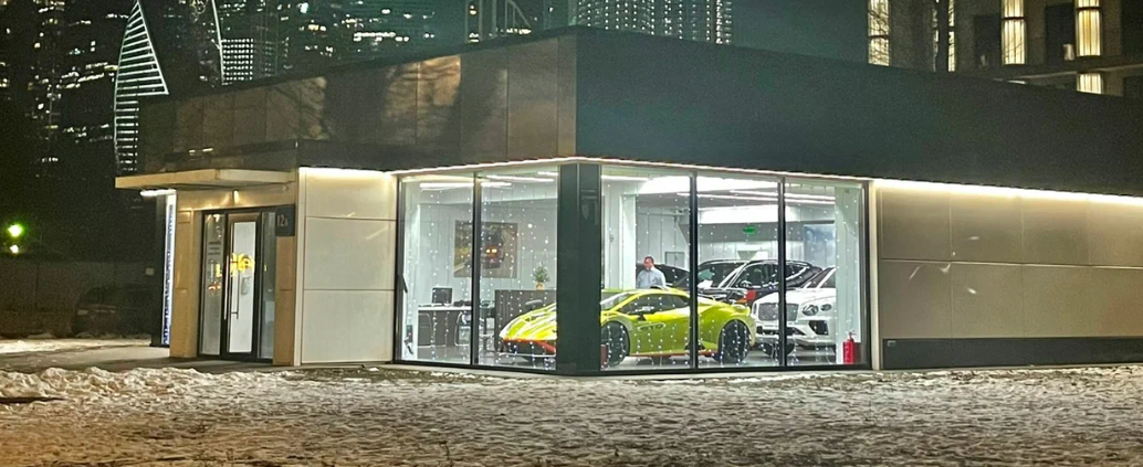 фото автосалона