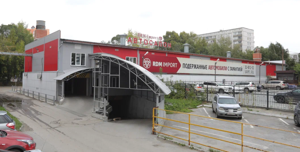 фото автосалона