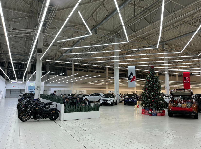 фото автосалона