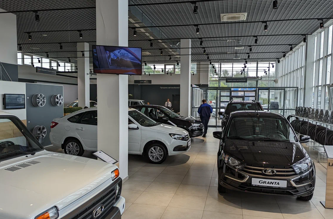 фото автосалона