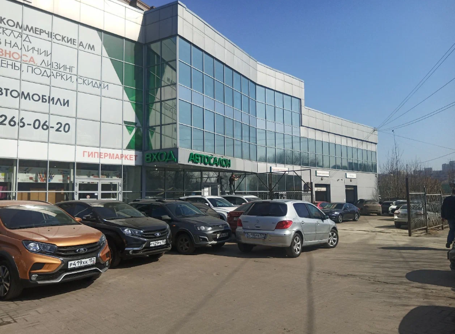 фото автосалона